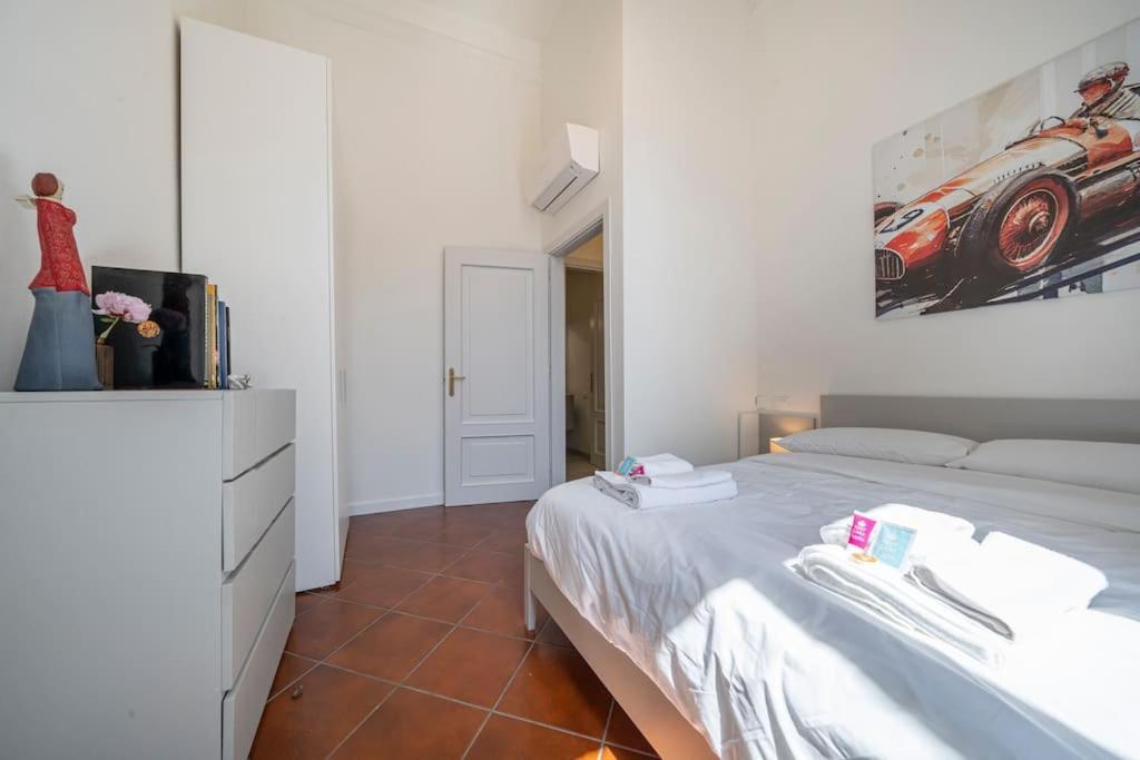 Via Emilia Centro - Stupendo Appartamento A Modena Eksteriør billede