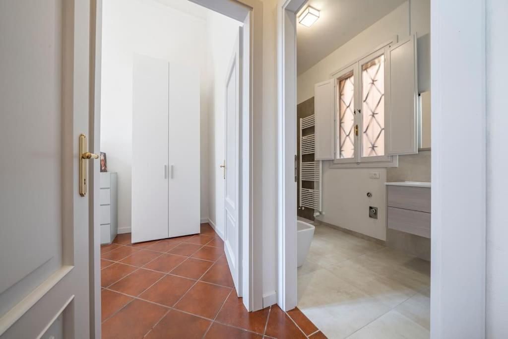 Via Emilia Centro - Stupendo Appartamento A Modena Eksteriør billede