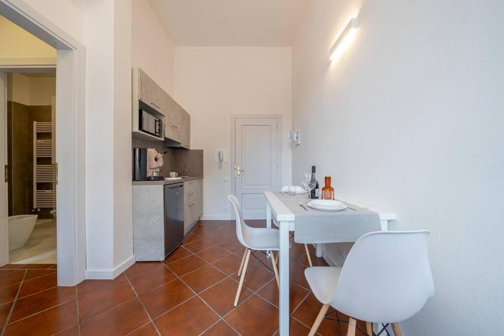 Via Emilia Centro - Stupendo Appartamento A Modena Eksteriør billede